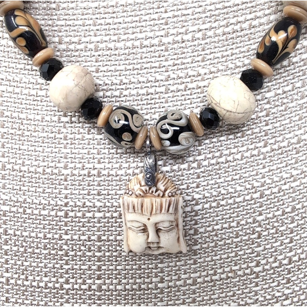 Buddha Head Pendant Beaded‎ Statement Necklace Toggle Clasp Neutral Beads Boho - Picture 2 of 5